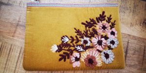 Boho Samt iPad Hülle von Madam Stolz – Bild 2