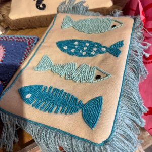 Sommer Pouch mit Fischmotiv aus Perlen von Soul Kathrine